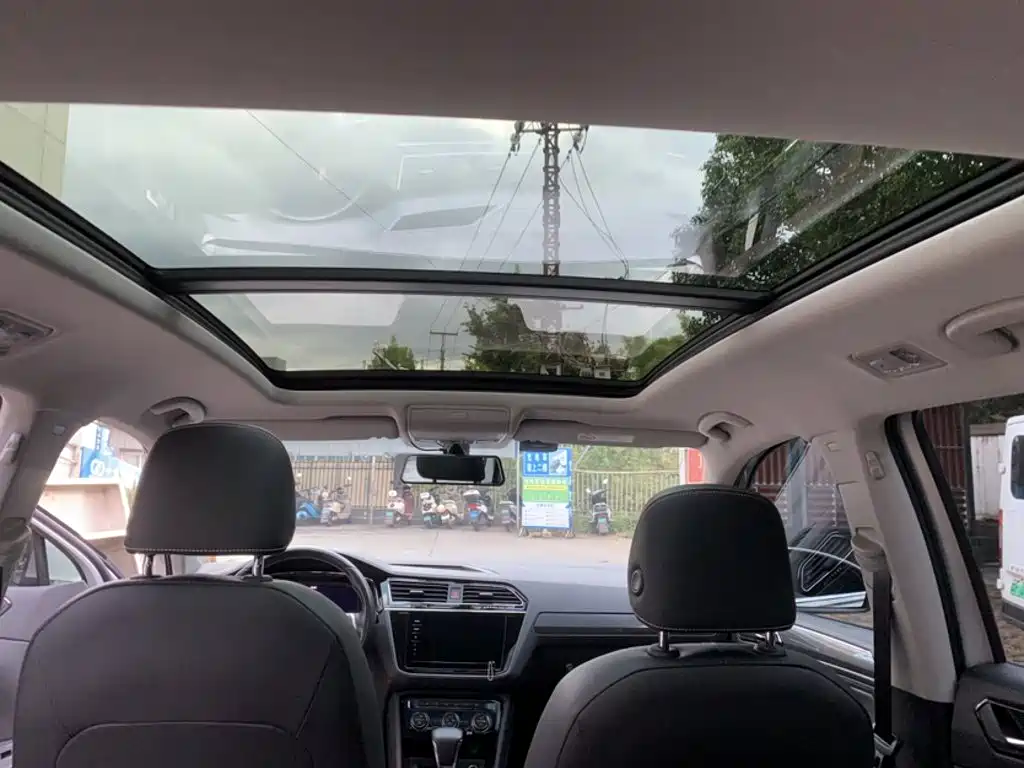 Volkswagen Tiguan L — миниатюра 10