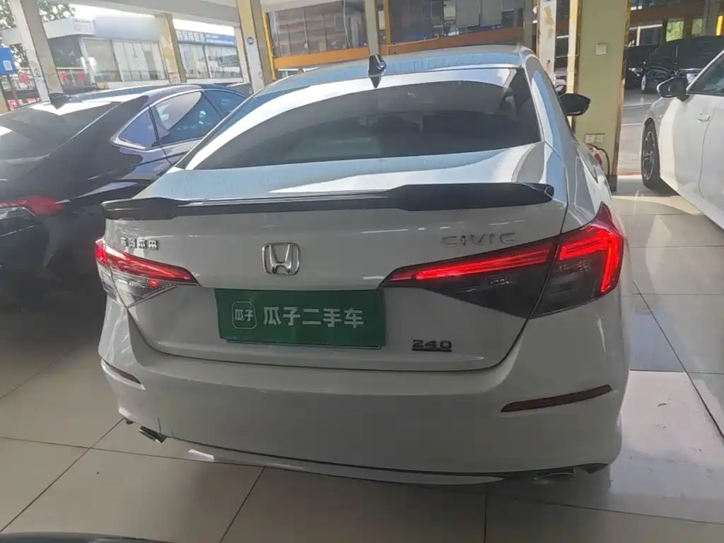Honda Civic — миниатюра 6