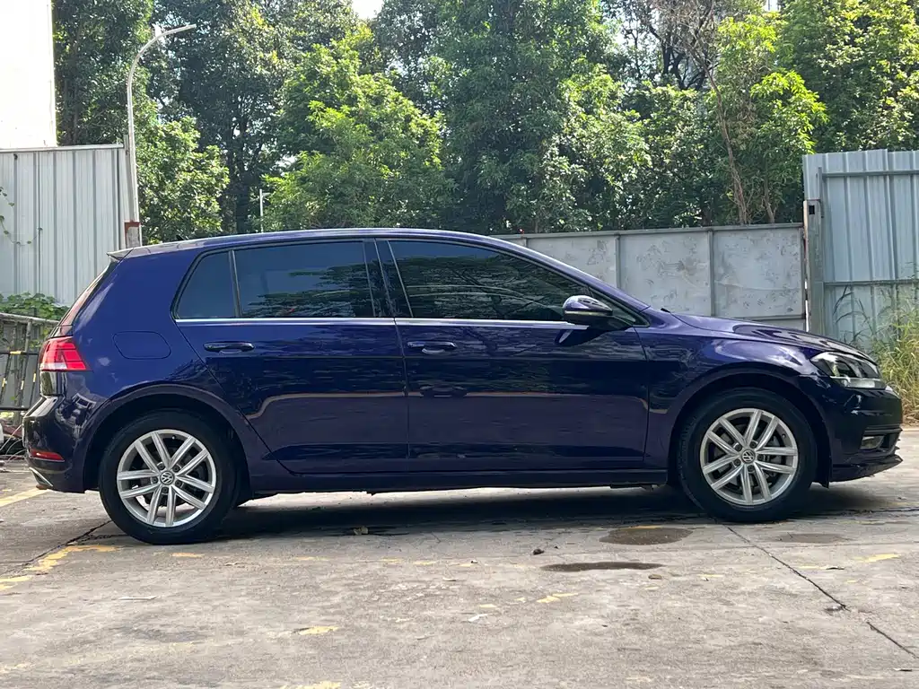 Volkswagen Golf — миниатюра 4