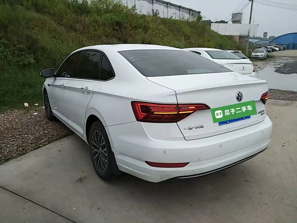 Volkswagen Sagitar — миниатюра 5
