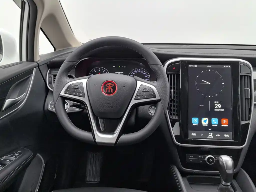BYD MAX — миниатюра 11