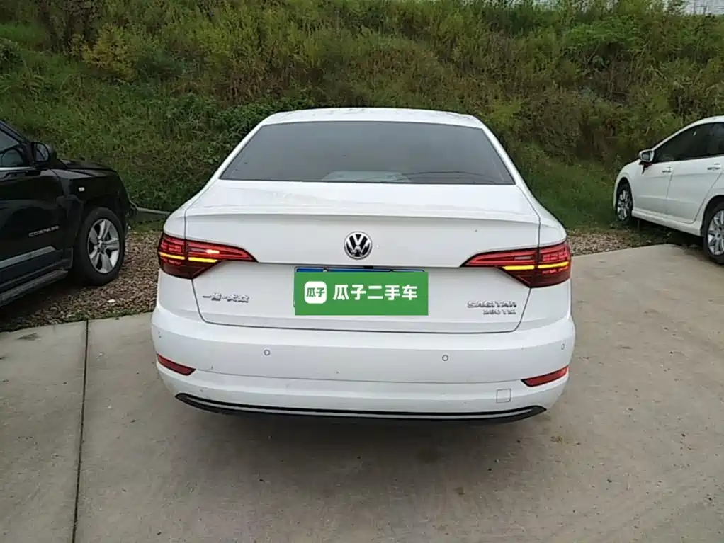 Volkswagen Sagitar — миниатюра 6