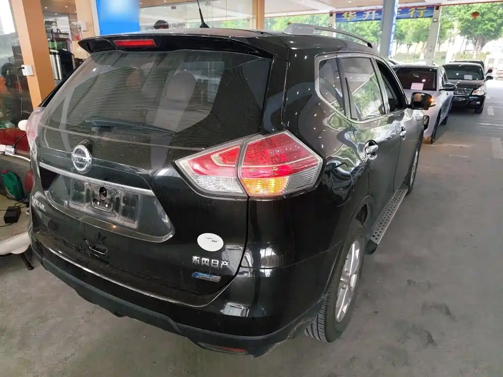 Nissan X-Trail 2014 2.0L CVT Comfort 2WD
