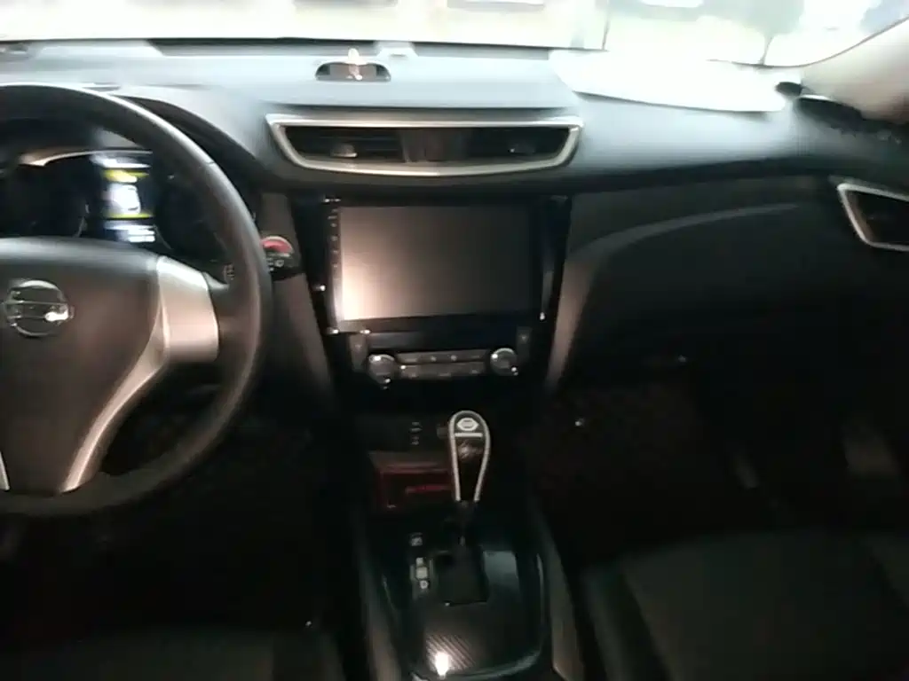 Nissan X-Trail — миниатюра 13
