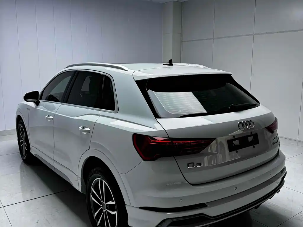 Audi Q3 — миниатюра 4