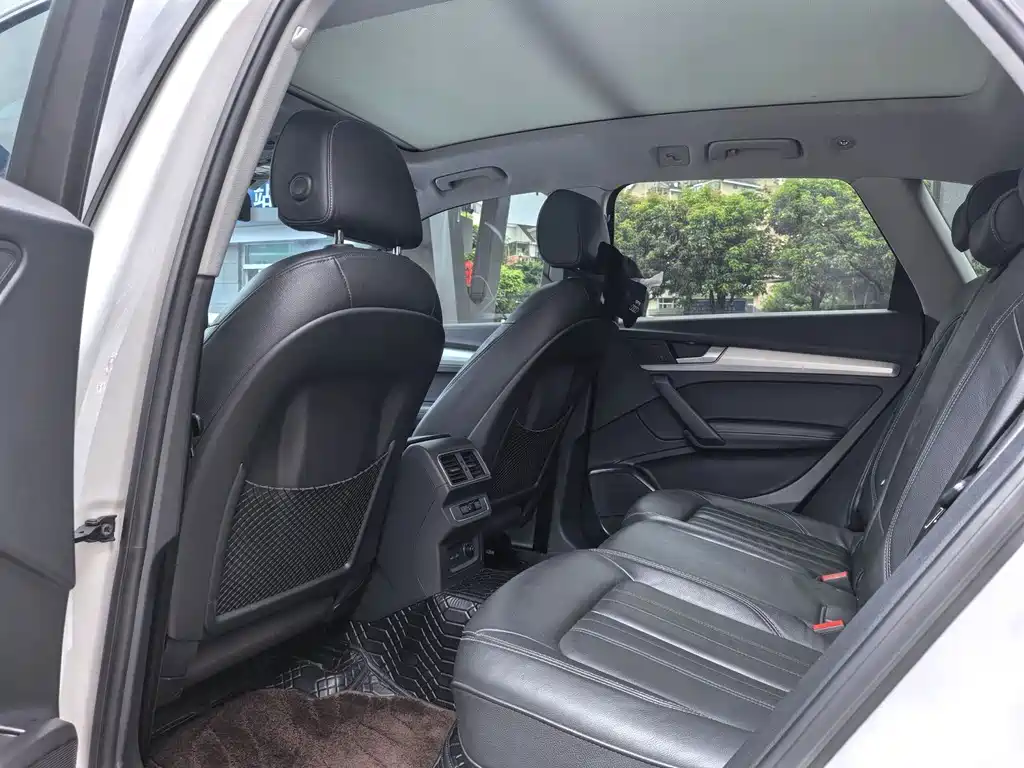 Audi Q5L 2020 40 TFSI Fashion