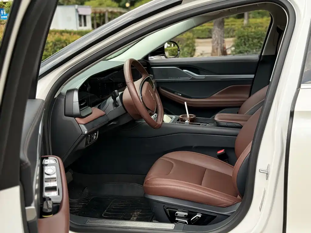 Lincoln Z — миниатюра 4