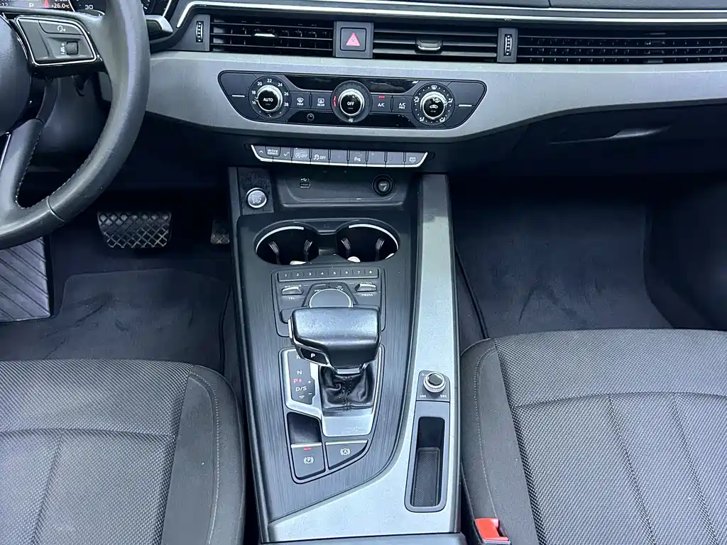 Audi A4L 2018 30 40 TFSI