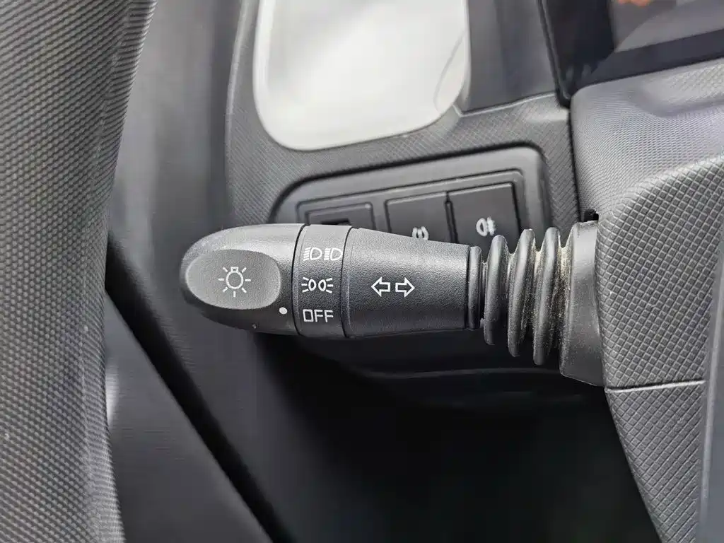 Wuling MINIEV — миниатюра 21