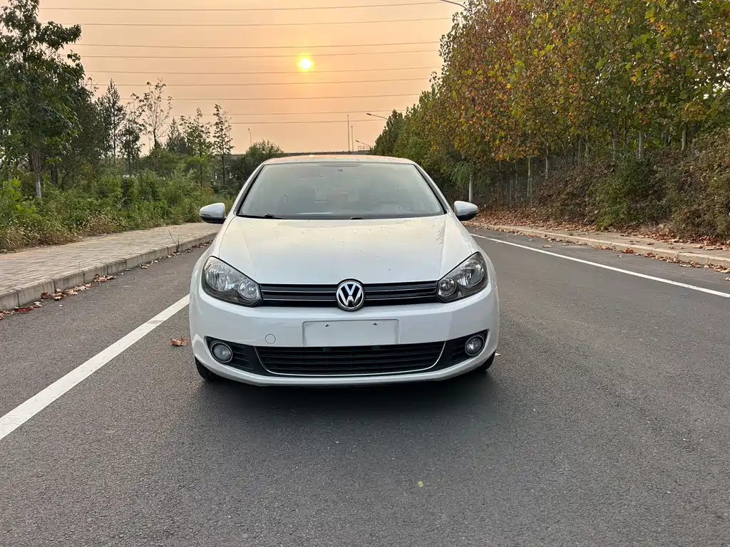 Volkswagen Golf — миниатюра 3