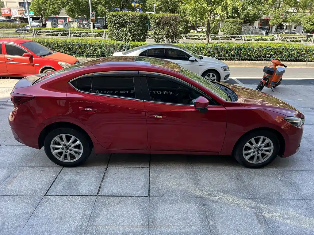 Mazda 3 Axela — миниатюра 3