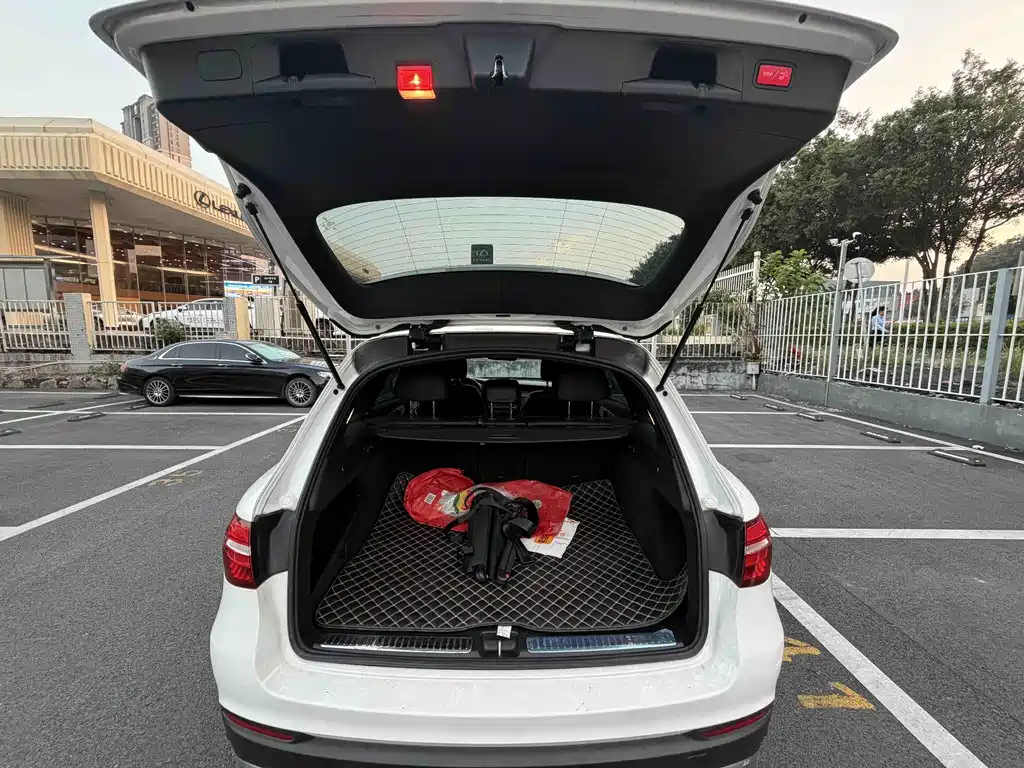 Mercedes-Benz GLC — миниатюра 7