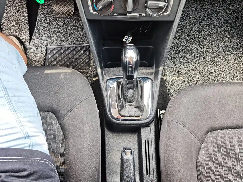 Volkswagen Jetta — миниатюра 16