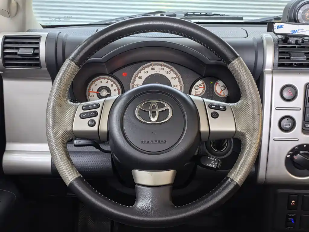 Toyota FJ Cruiser — миниатюра 22
