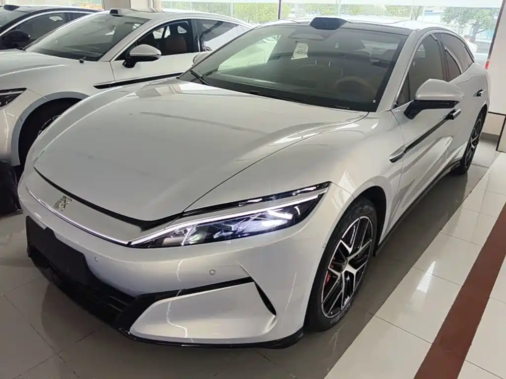 BYD Han L — миниатюра 2