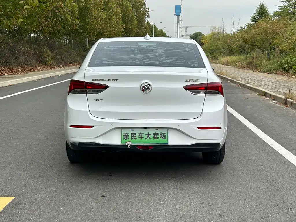 Buick Excelle — миниатюра 13