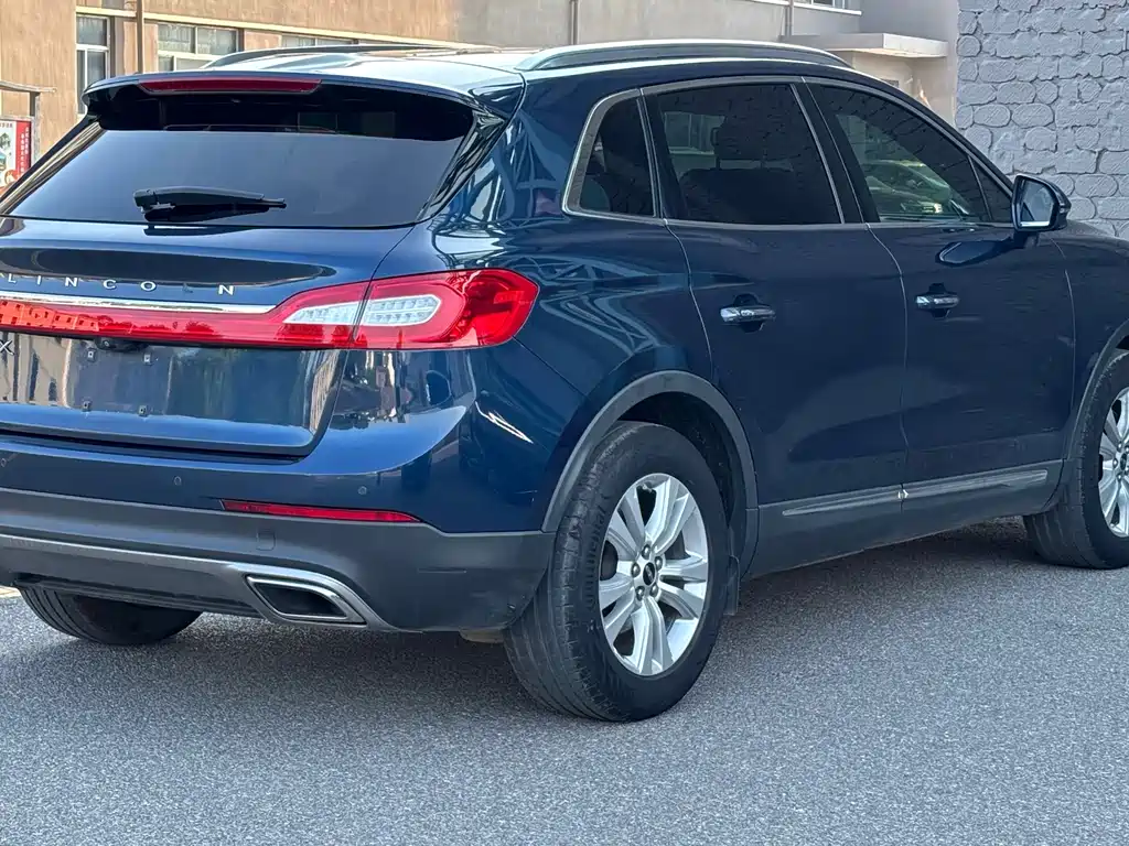 Lincoln MKX — миниатюра 4