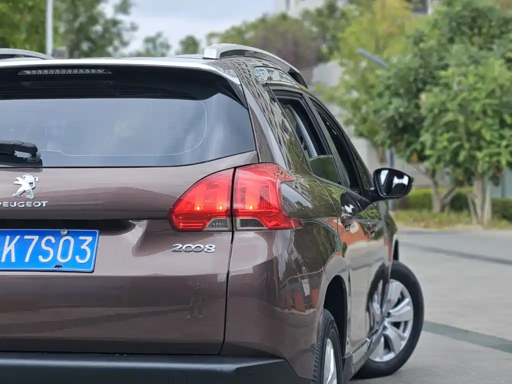 Peugeot 2008 — миниатюра 14