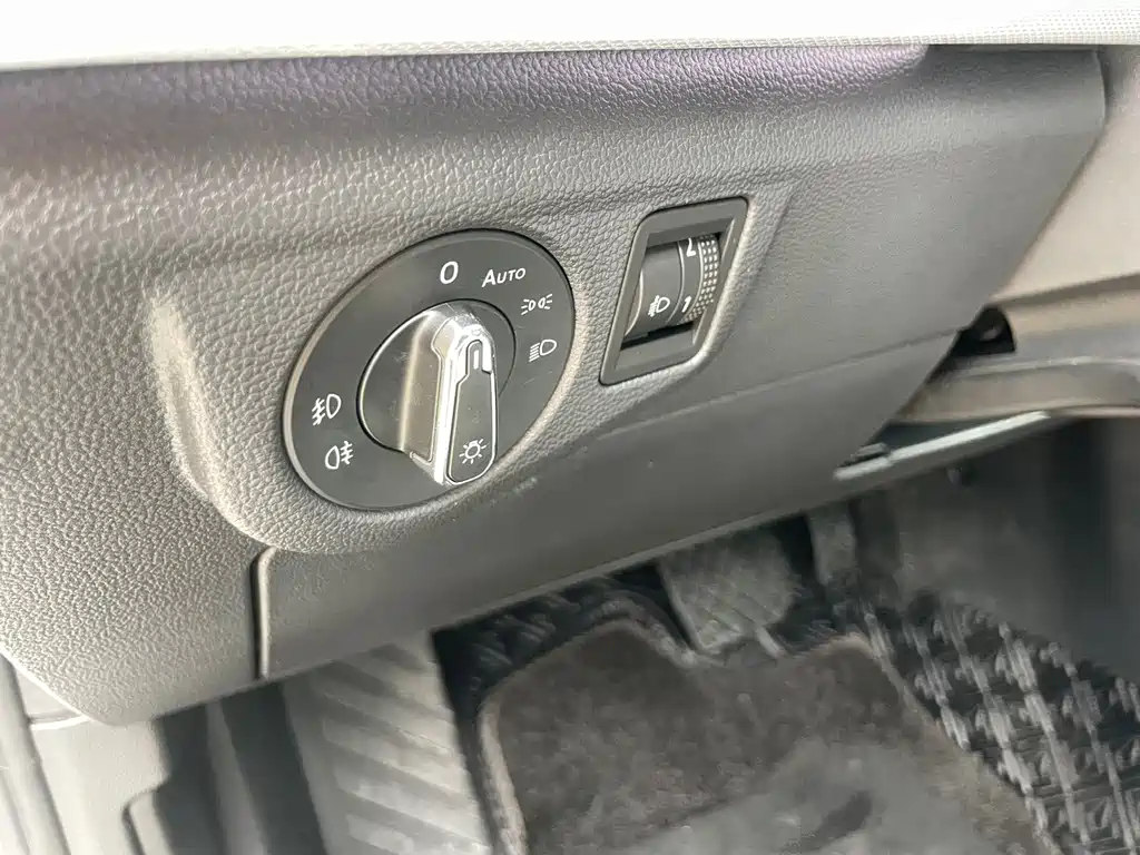 Volkswagen Bora — миниатюра 13