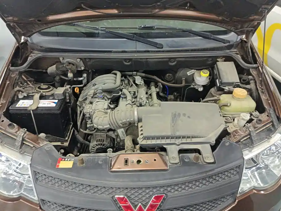 Wuling Hongguang — миниатюра 10