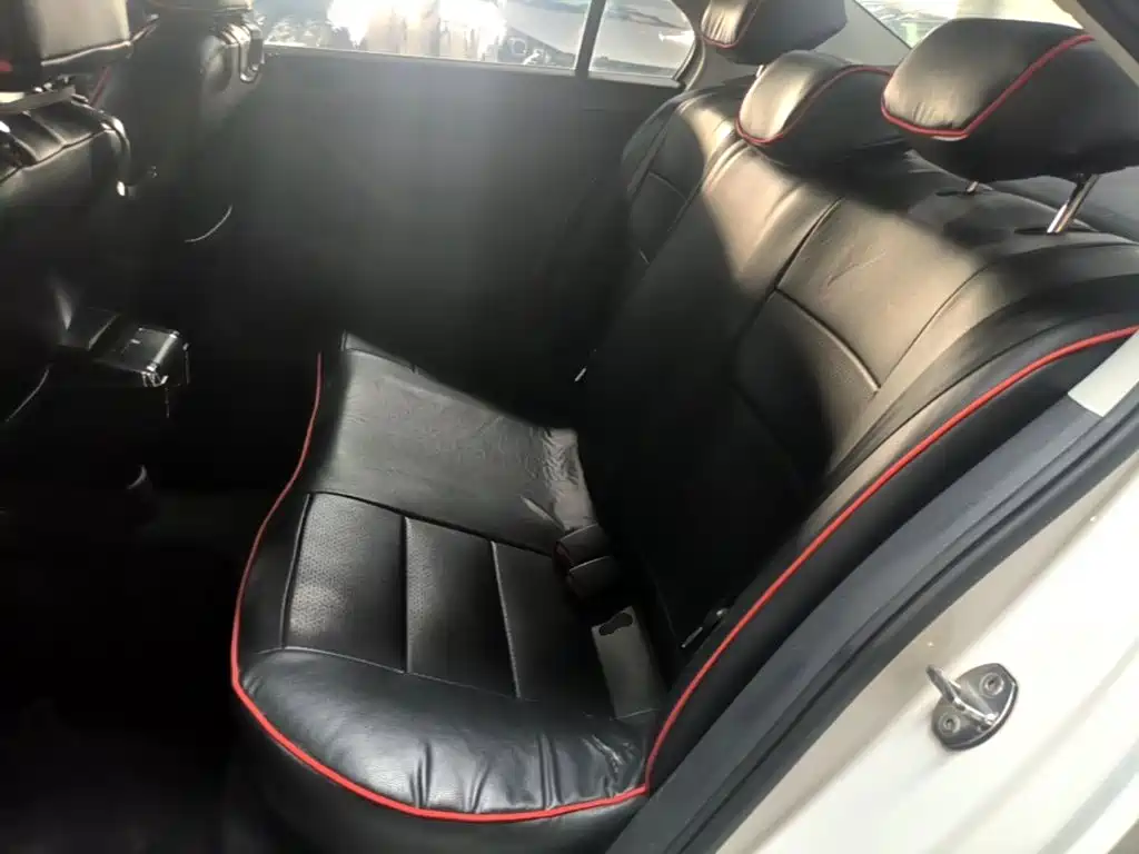 Volkswagen Santana — миниатюра 17