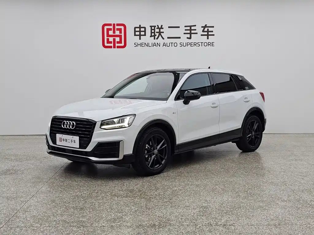 Audi Q2L