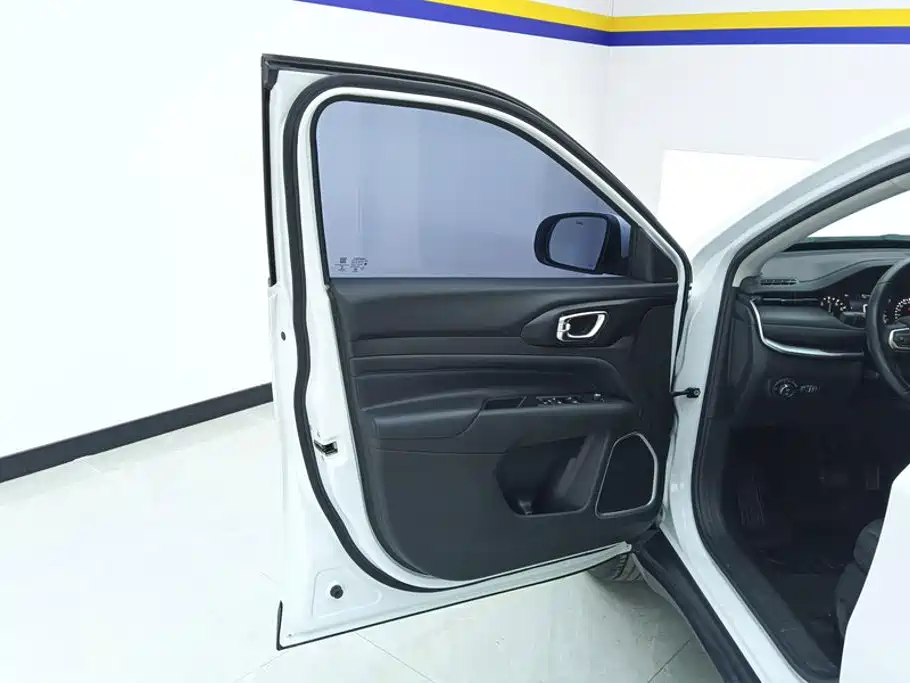 Jeep Compass — миниатюра 7