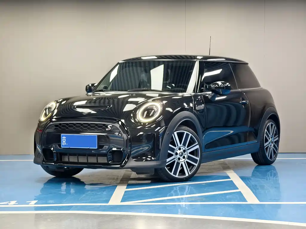 Mini Mini 2022