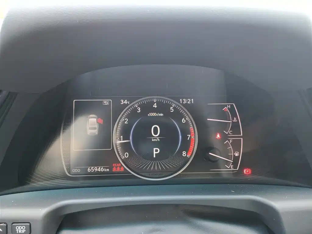 Lexus ES — миниатюра 7