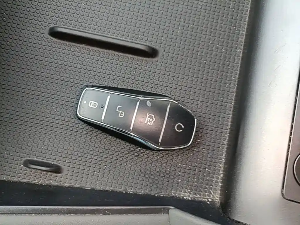 BYD Qin L — миниатюра 9