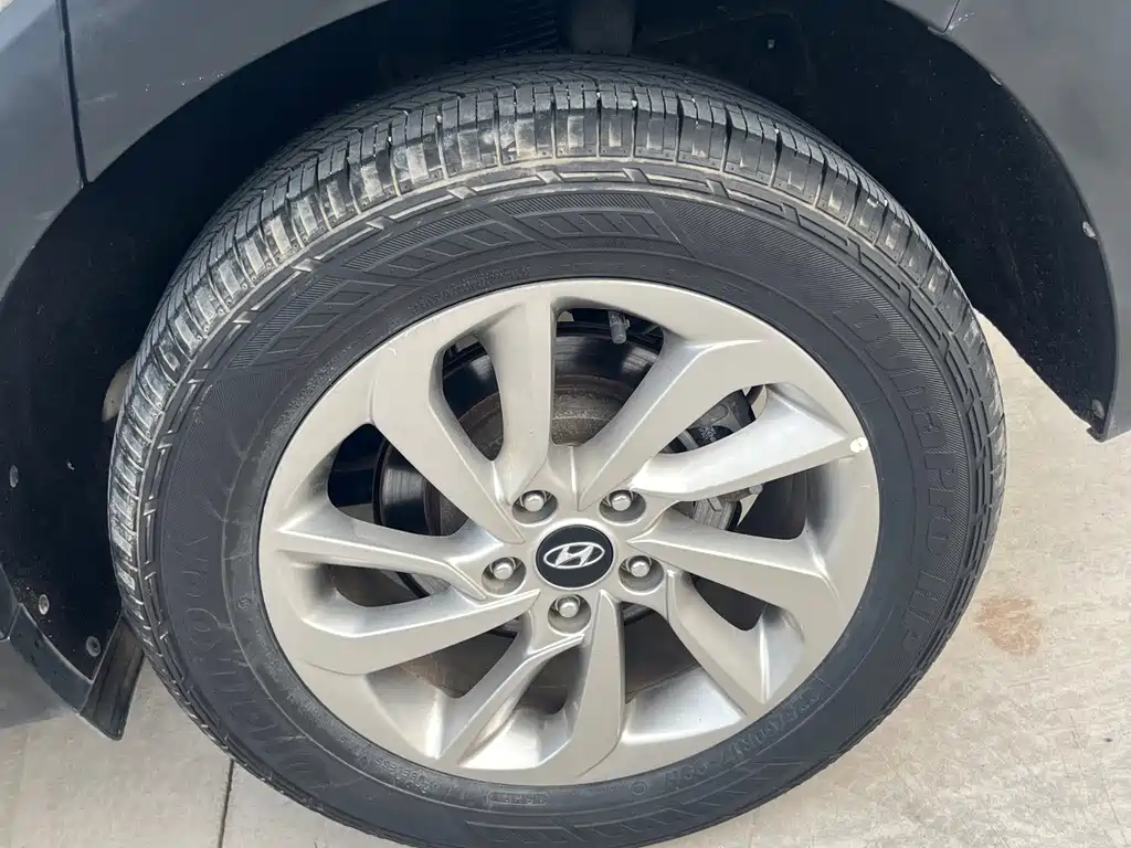 Hyundai Tucson 1.6T DCT 2WD 15th Anniversary Special Edition, фото 10