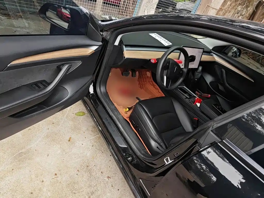Tesla Model 3 — фотографии объявления, Фото 16