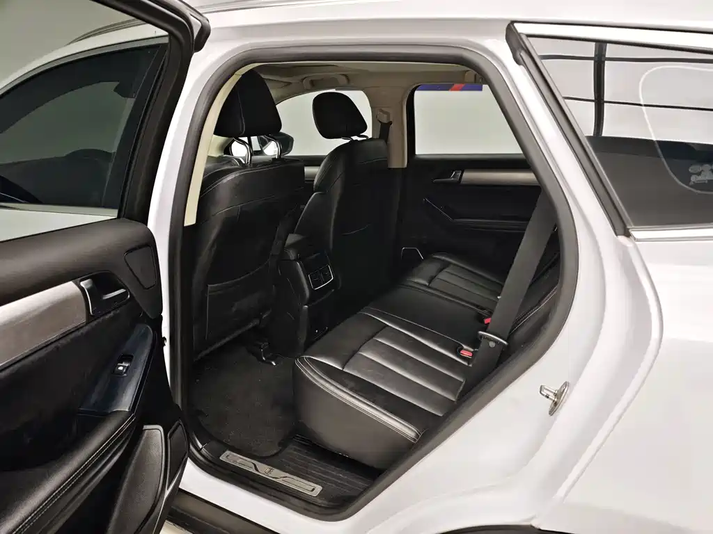 BYD Tang — миниатюра 15