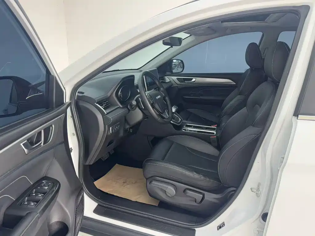Haval M6 — миниатюра 6
