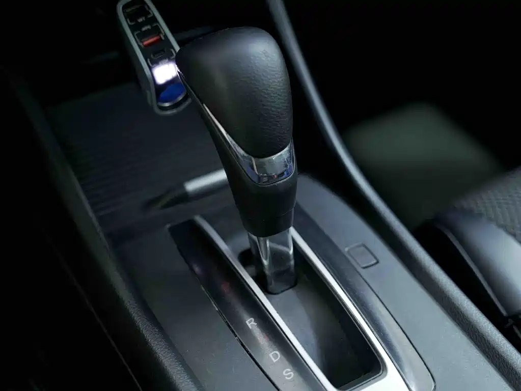 Honda Jade 1.8L Auto Comfort Edition 5 seats, фото 8