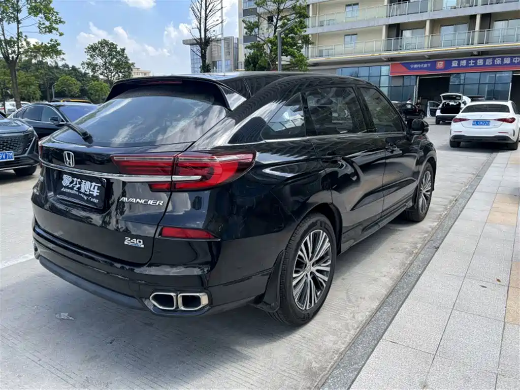 Honda Avancier — миниатюра 9