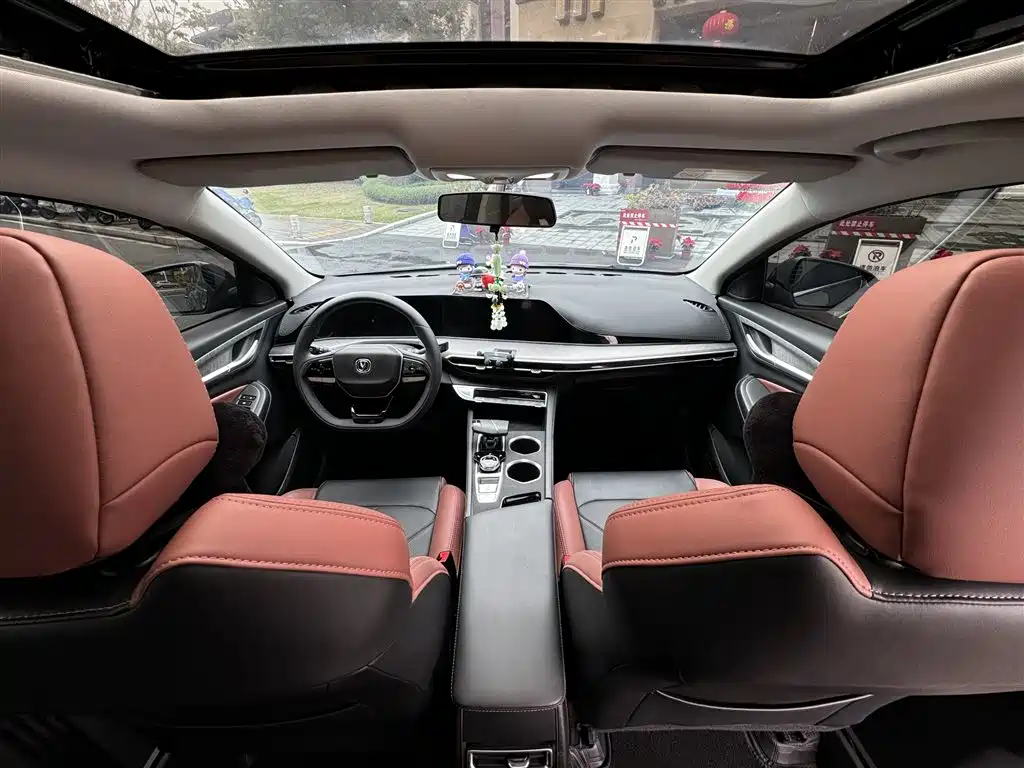 Changan Eado — миниатюра 9