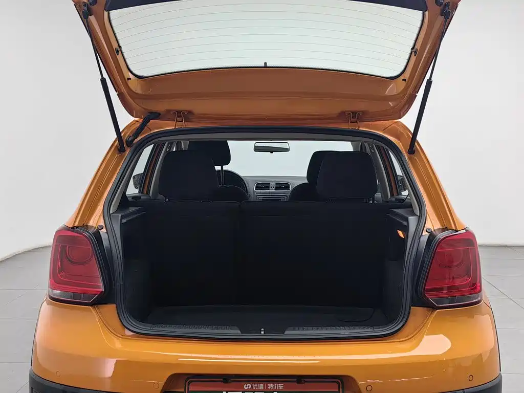 Volkswagen Polo — миниатюра 16