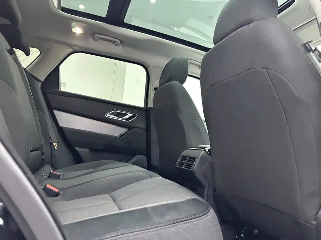 Land Rover Velar — миниатюра 13