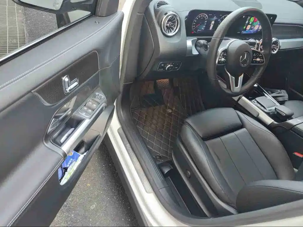Mercedes-Benz GLB — миниатюра 5