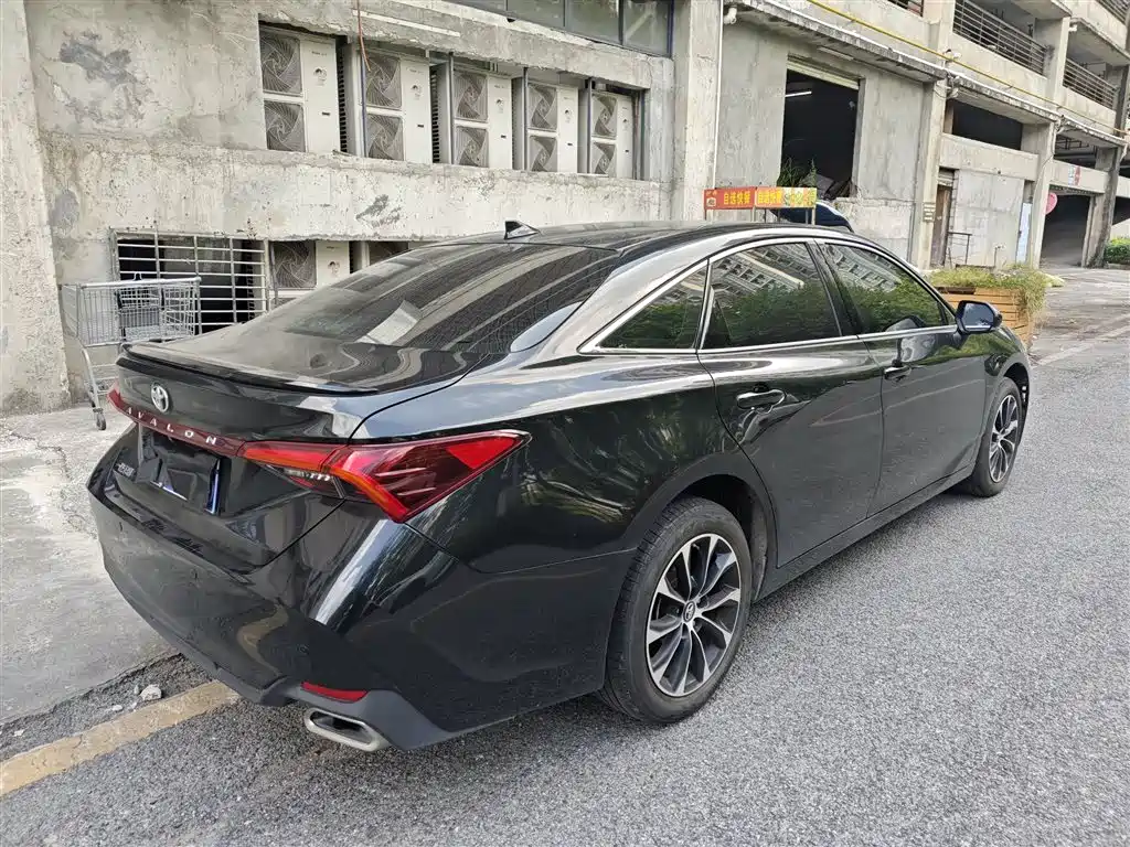 Toyota Avalon — миниатюра 5