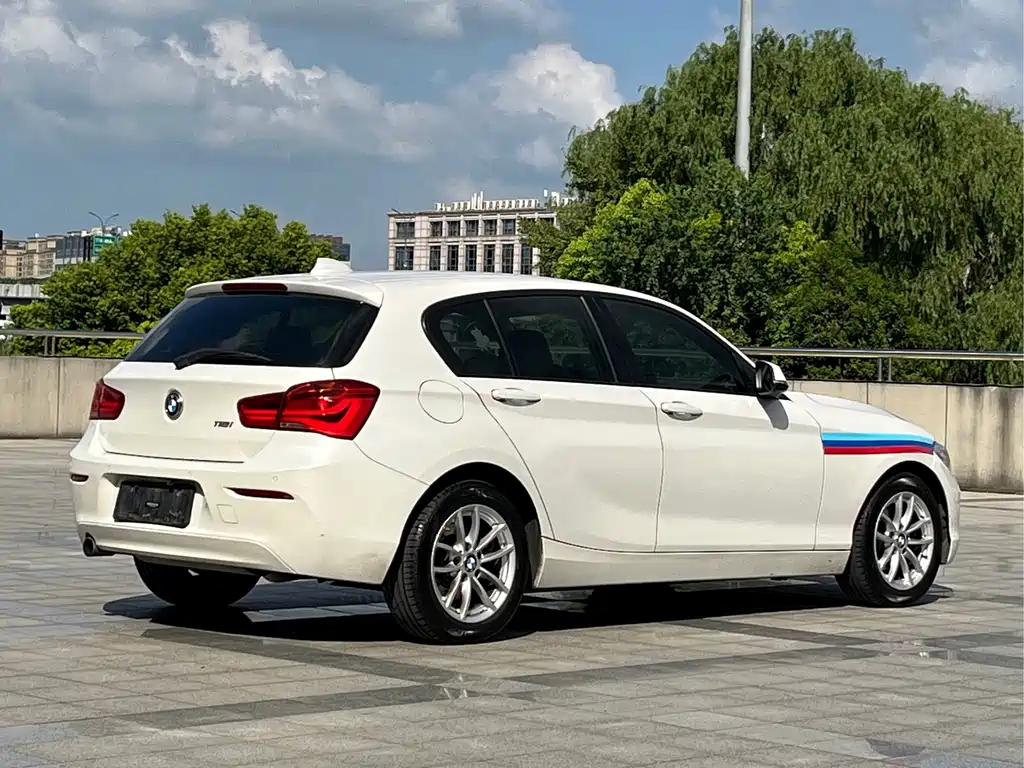 BMW 1 Series (Import) — миниатюра 5