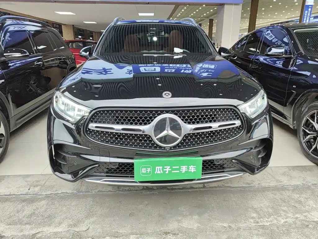 Mercedes-Benz GLC 2023 GLC 300 L 4MATIC 7 мест