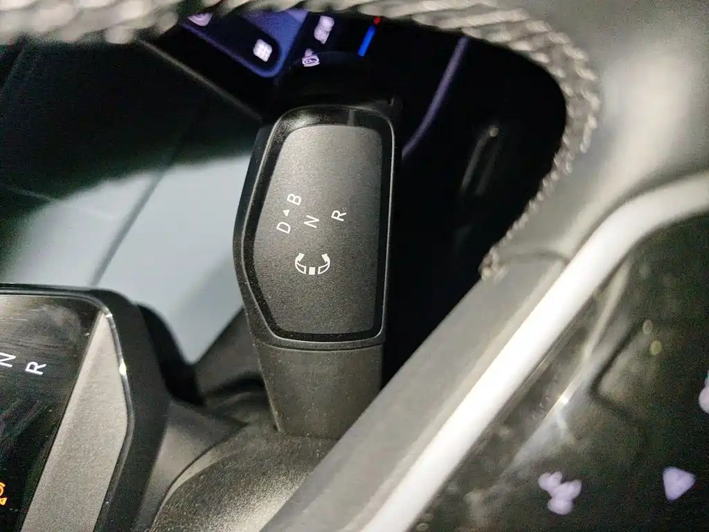 Volkswagen ID.4 X — миниатюра 15