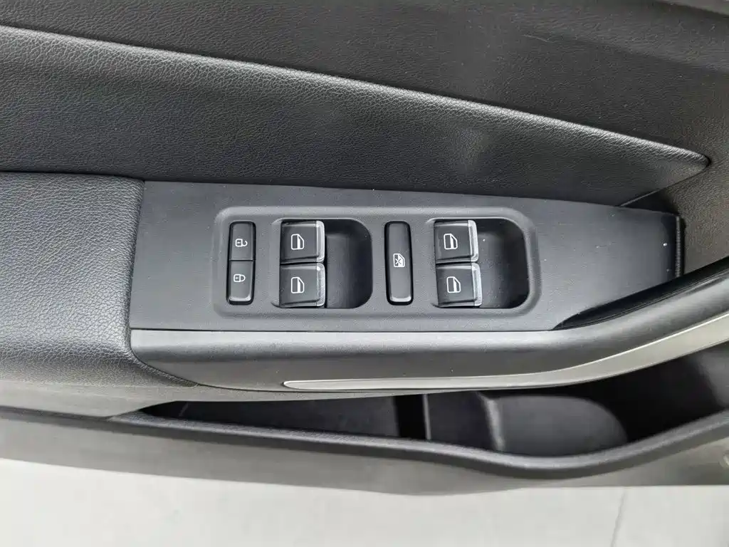 Chery Arrizo 5 — миниатюра 9