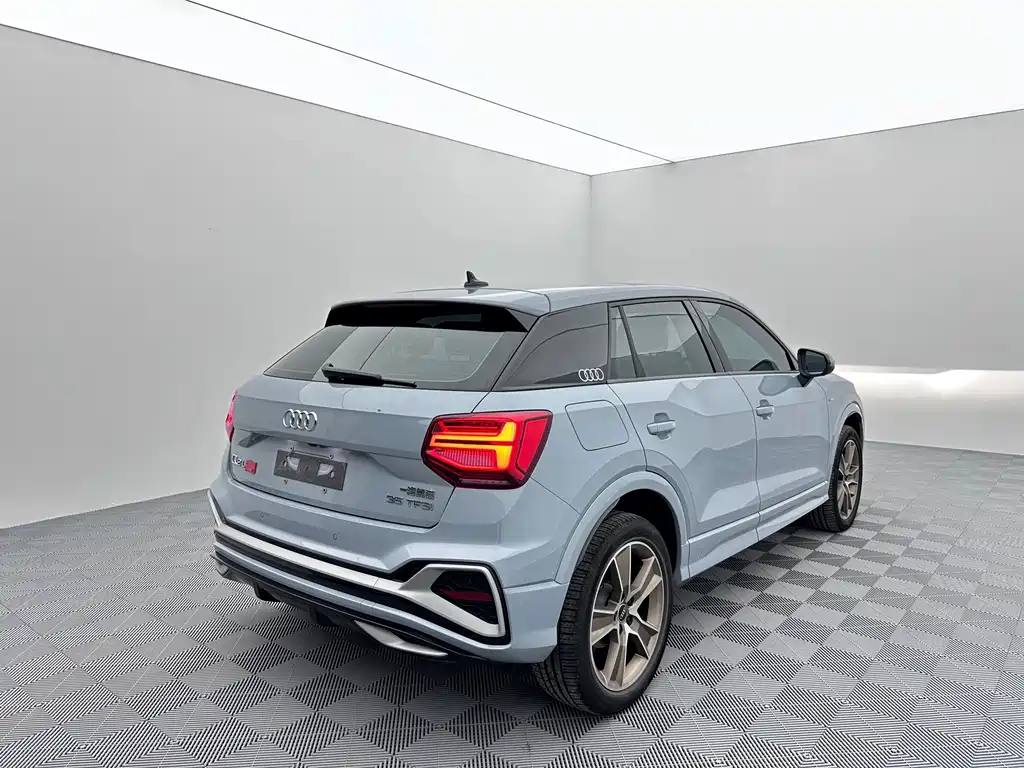 Audi Q2L — миниатюра 6