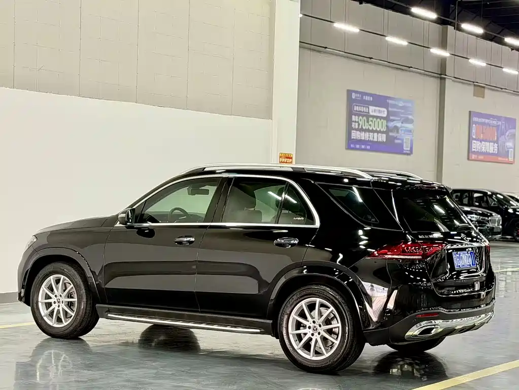 Mercedes-Benz GLE (Import) — миниатюра 13