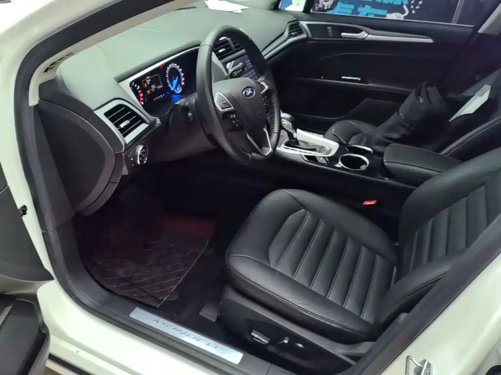 Ford Mondeo — миниатюра 15