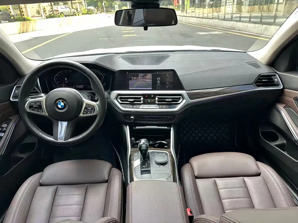 BMW 3 Series — миниатюра 8