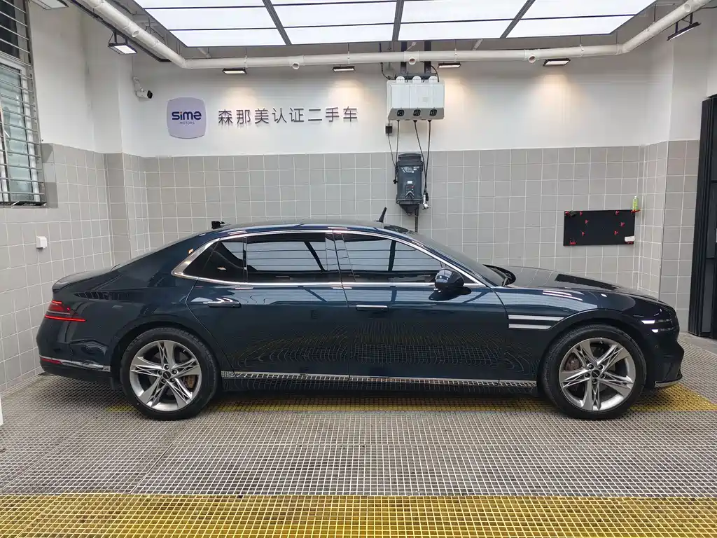 Genesis G90 2023 3.5T Flagship